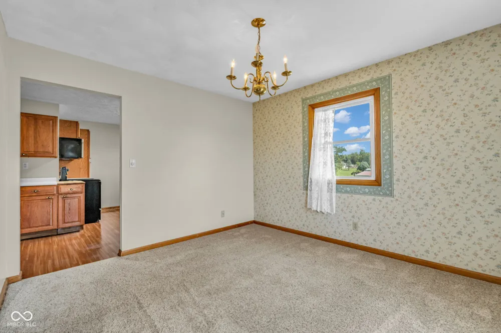 4881 E US HWY 40 Greencastle, IN 46135