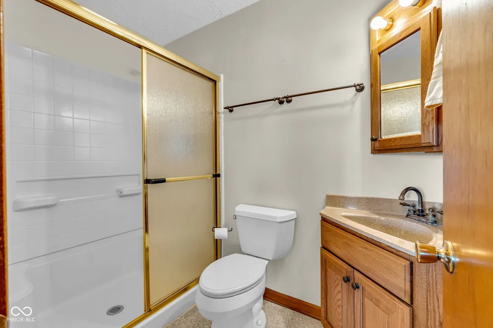 4881 E US HWY 40 Greencastle, IN 46135