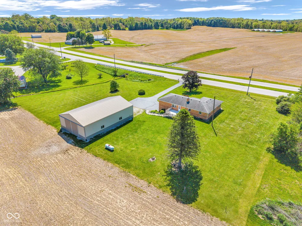 4881 E US HWY 40 Greencastle, IN 46135