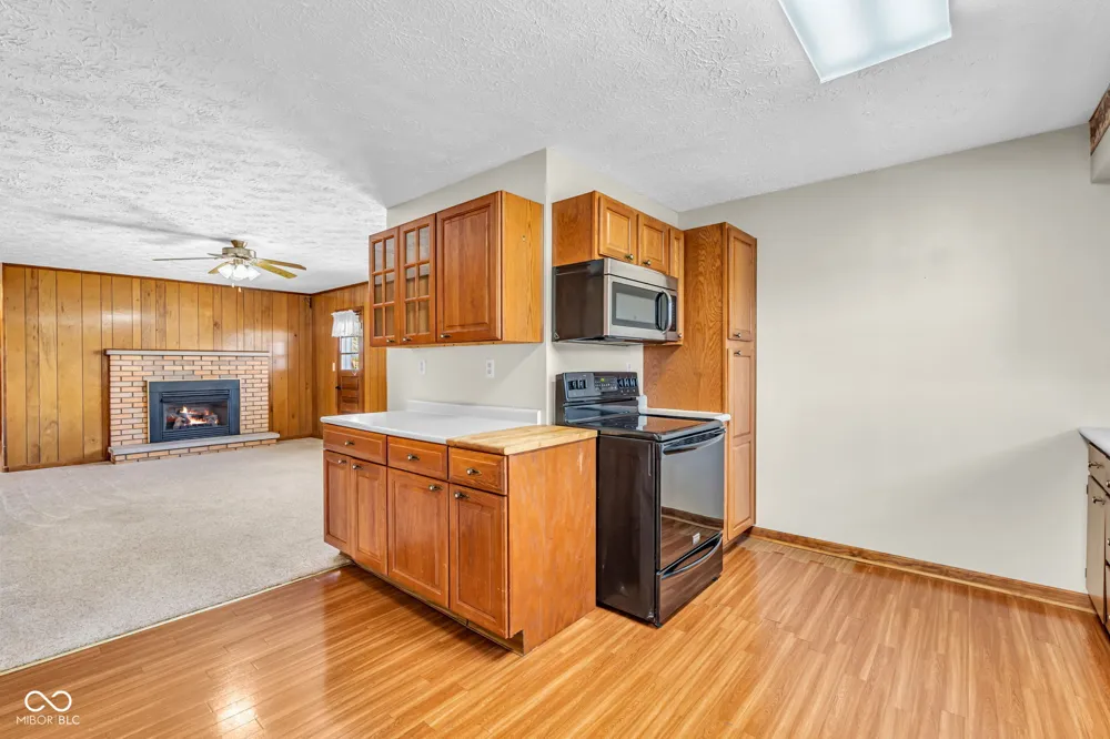 4881 E US HWY 40 Greencastle, IN 46135