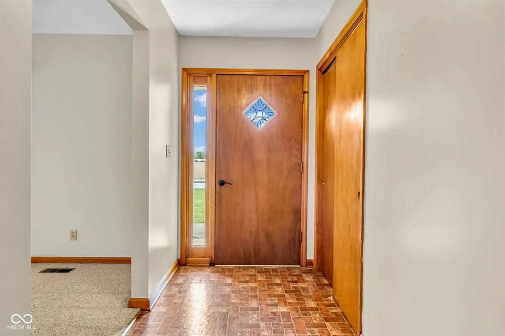 4881 E US HWY 40 Greencastle, IN 46135