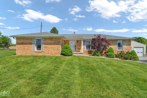 4881 E US HWY 40