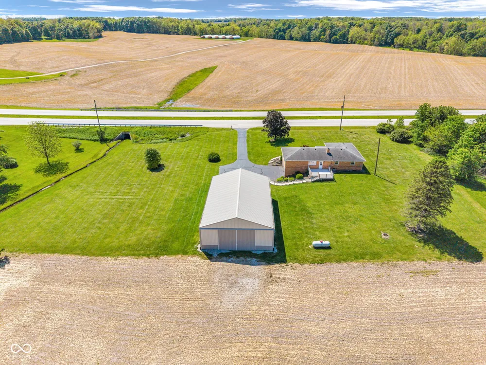 4881 E US HWY 40 Greencastle, IN 46135