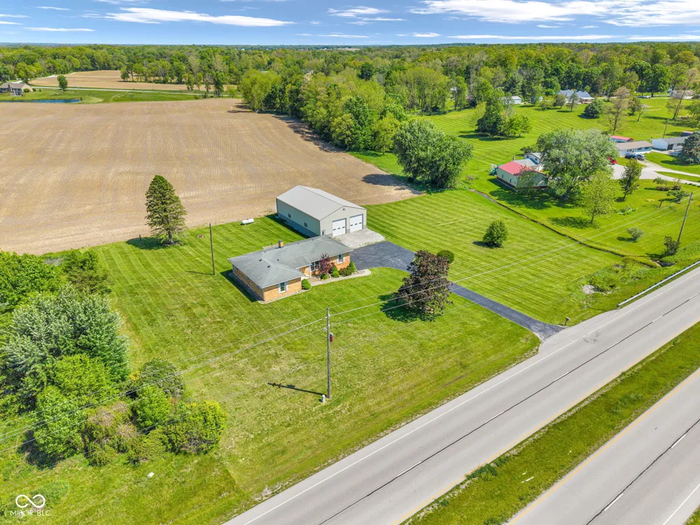 4881 E US HWY 40 Greencastle, IN 46135