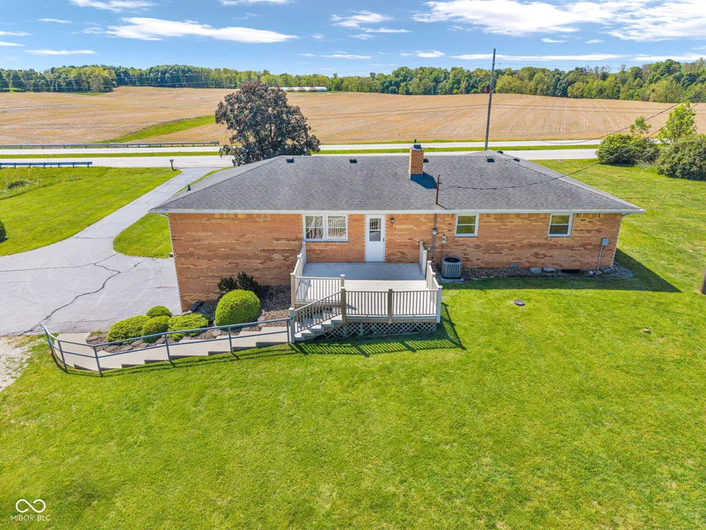 4881 E US HWY 40 Greencastle, IN 46135