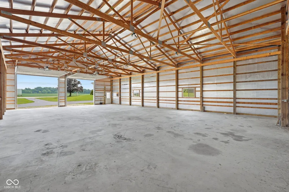 4881 E US HWY 40 Greencastle, IN 46135