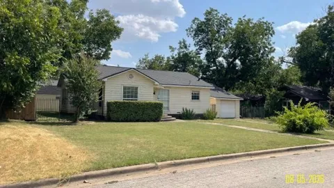 2332 Glencrest Drive