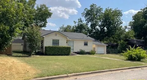 2332 Glencrest Drive