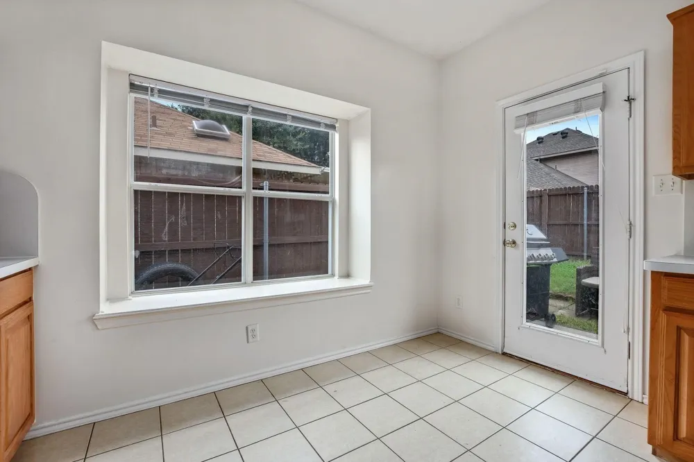 1209 Buehler Court Lewisville, TX 75067