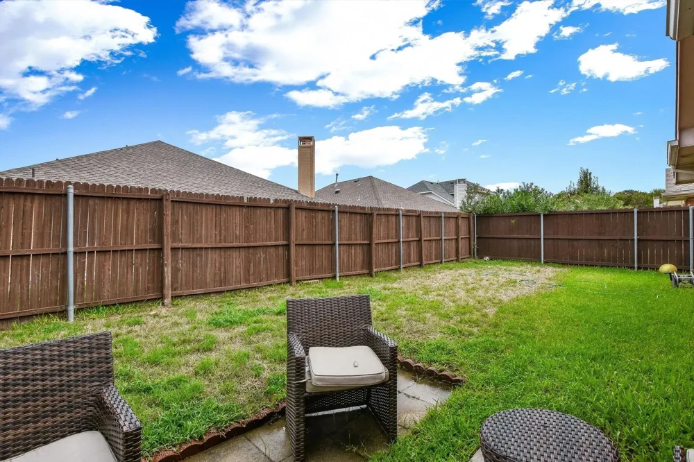 1209 Buehler Court Lewisville, TX 75067