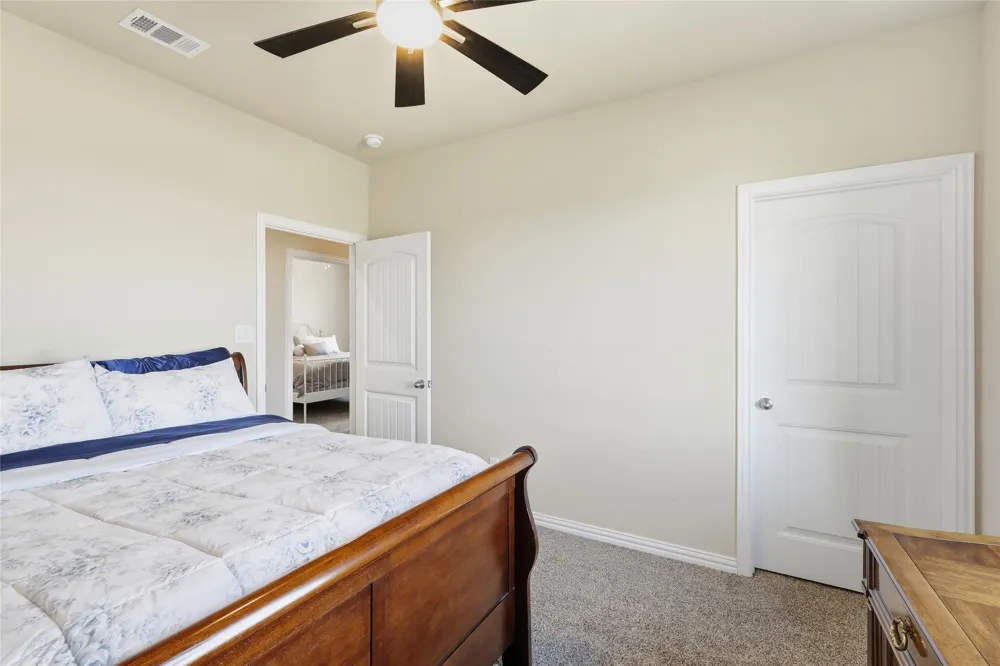 1212 County Road 4797 Springtown, TX 76082