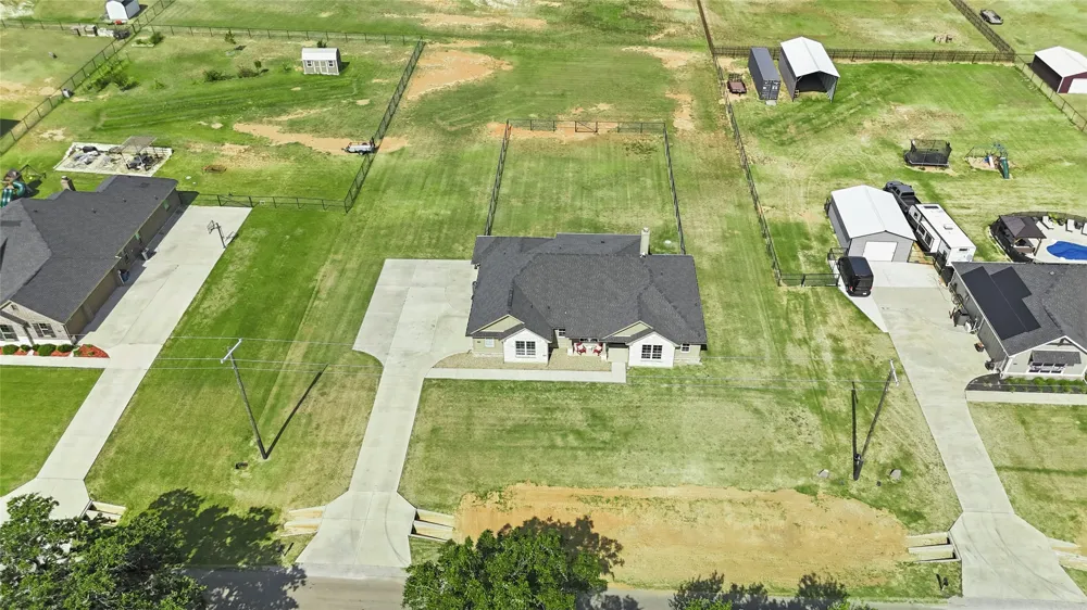 1212 County Road 4797 Springtown, TX 76082