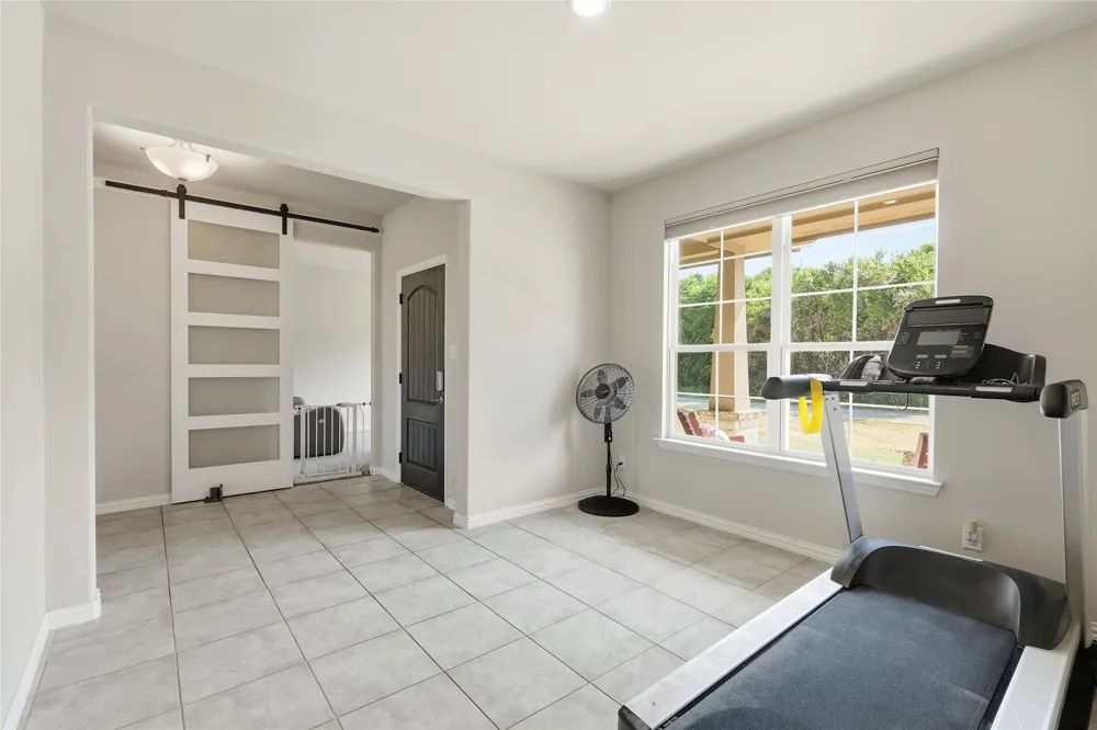 1212 County Road 4797 Springtown, TX 76082