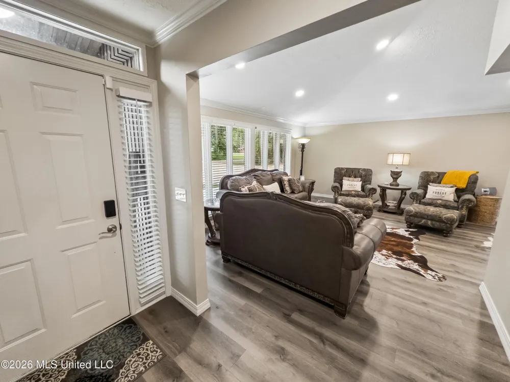 1329 Pine Glen Circle Forest, MS 39074