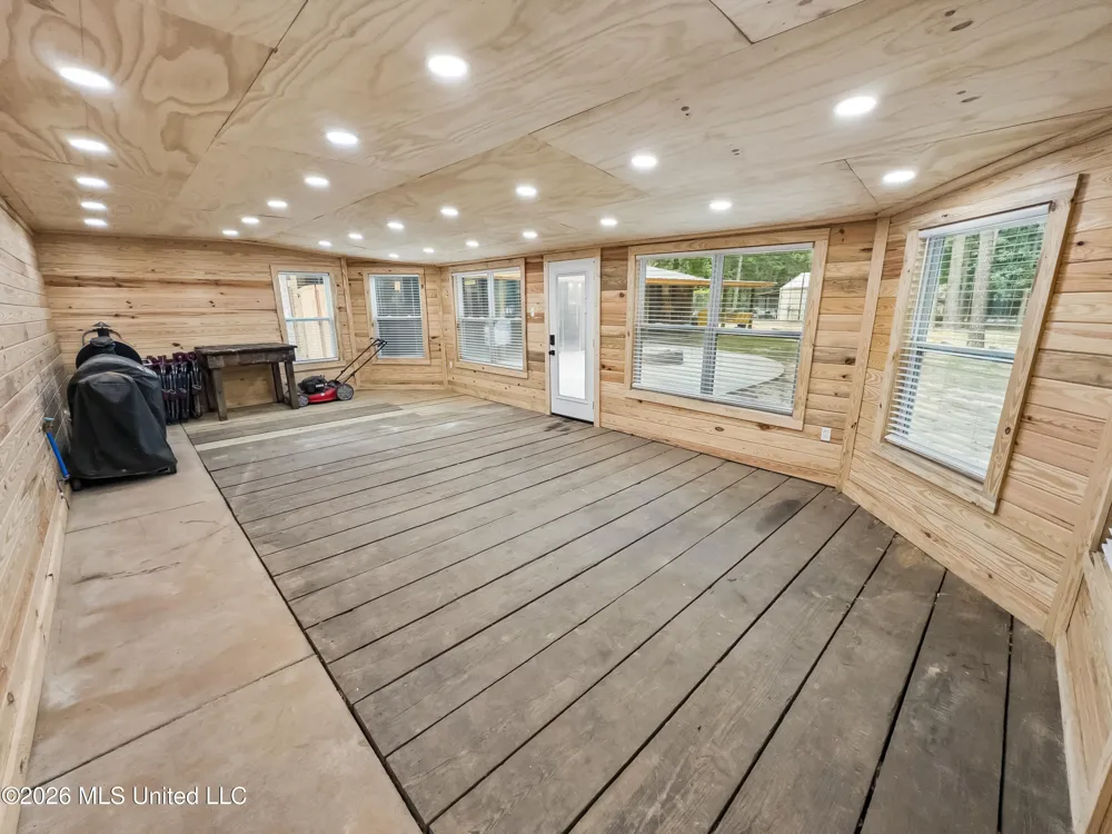 1329 Pine Glen Circle Forest, MS 39074