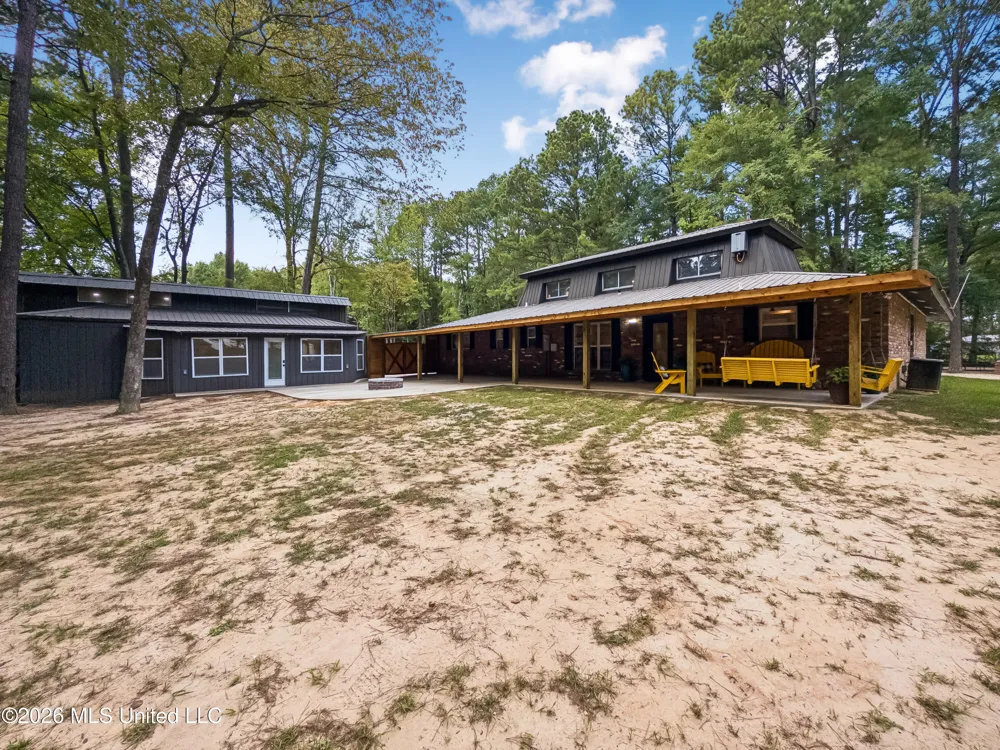 1329 Pine Glen Circle Forest, MS 39074