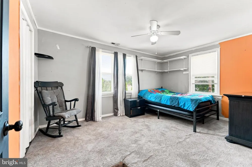 20 CLEVELAND AVENUE Blackwood, NJ 08012