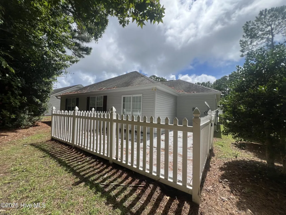 302 Jasmine S Swansboro, NC 28584