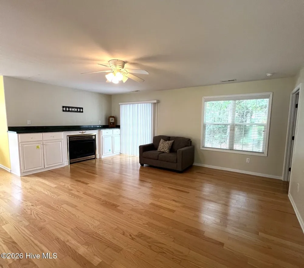 302 Jasmine S Swansboro, NC 28584