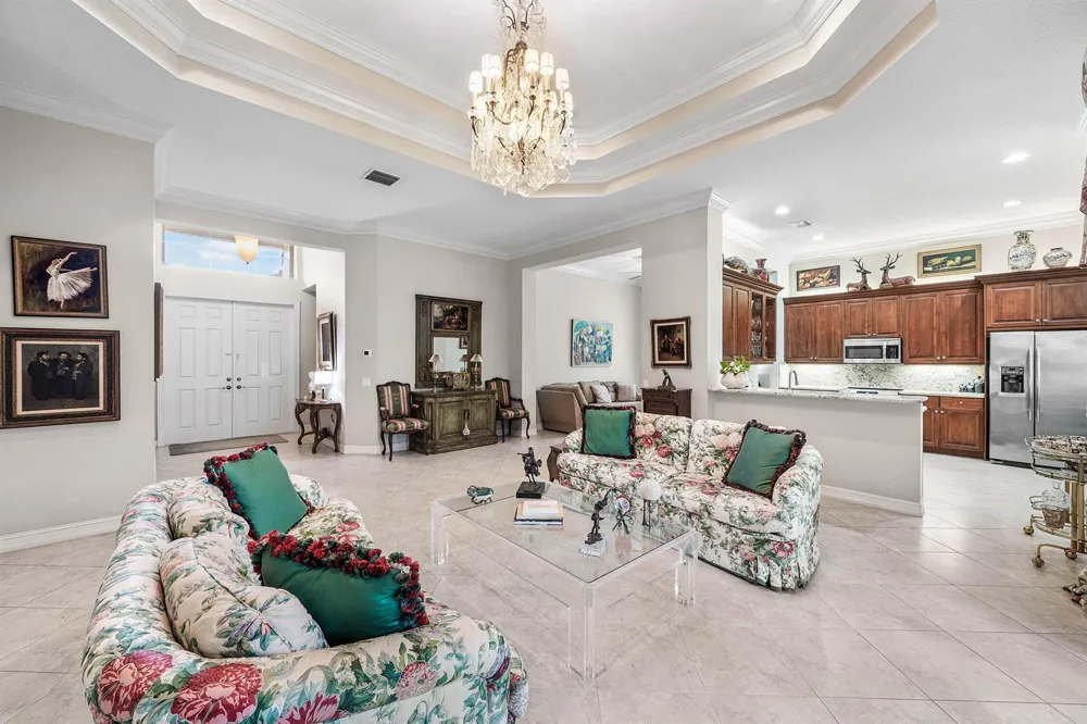 9041 GRAYSON COURT Boynton Beach, FL 33473