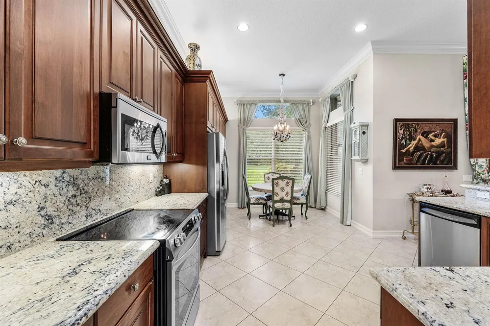 9041 GRAYSON COURT Boynton Beach, FL 33473