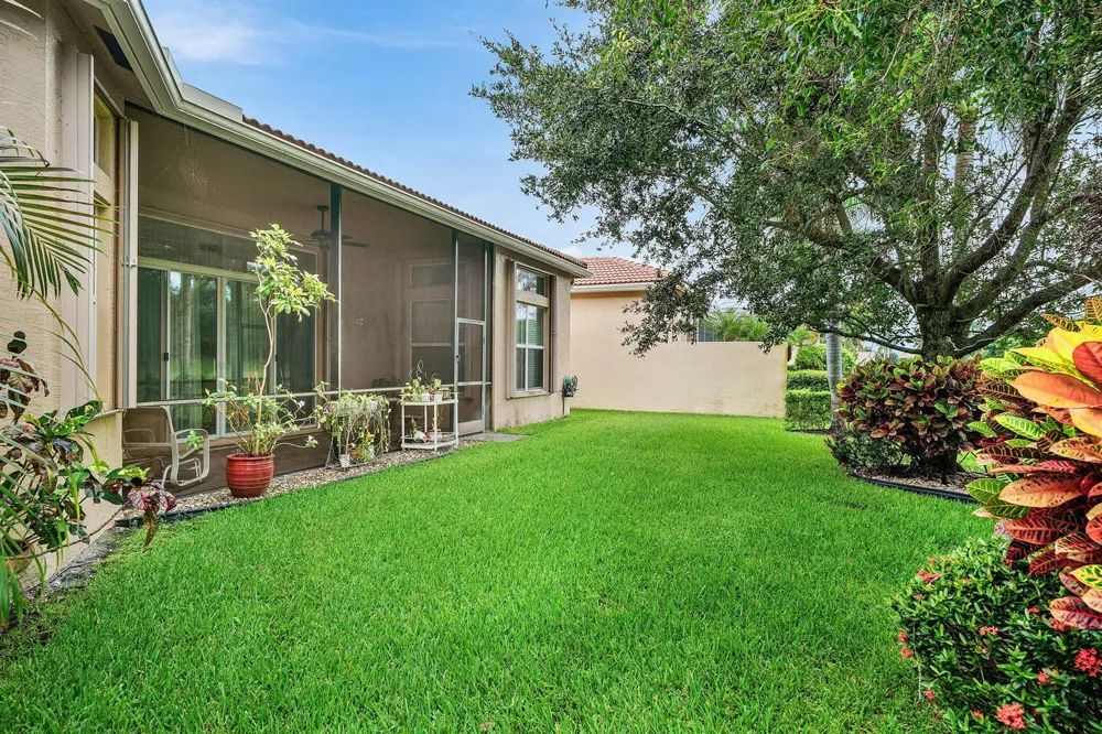 9041 GRAYSON COURT Boynton Beach, FL 33473