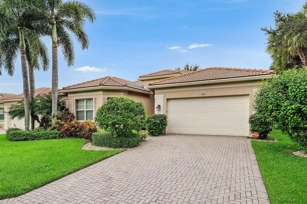 9041 GRAYSON COURT Boynton Beach, FL 33473