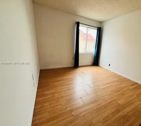 12693 NW 8th Ter Miami, FL 33182
