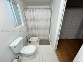 12693 NW 8th Ter Miami, FL 33182