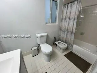 12693 NW 8th Ter Miami, FL 33182