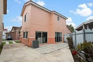 12693 NW 8th Ter Miami, FL 33182