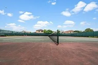 12693 NW 8th Ter Miami, FL 33182