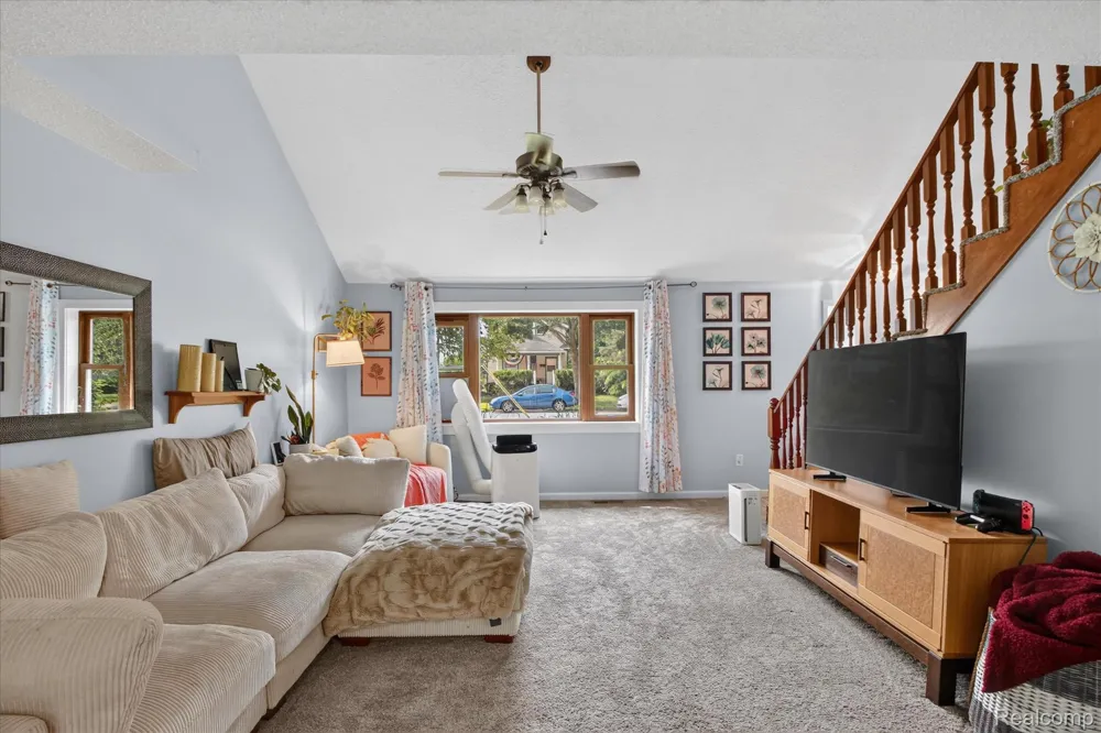 707 E Wisconsin Street Mt Pleasant City, MI 48858