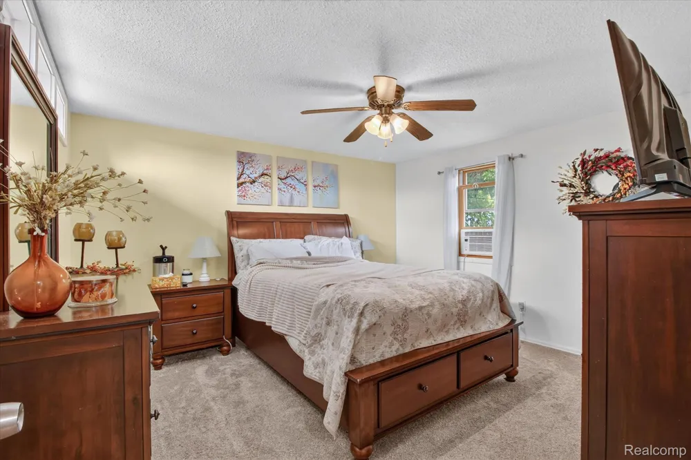 707 E Wisconsin Street Mt Pleasant City, MI 48858