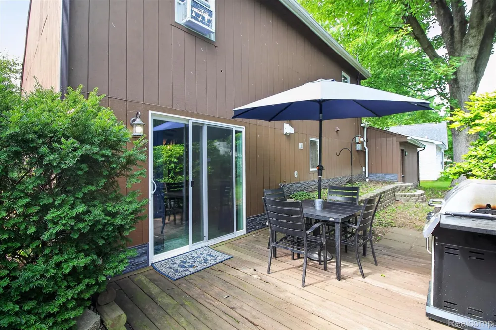 707 E Wisconsin Street Mt Pleasant City, MI 48858