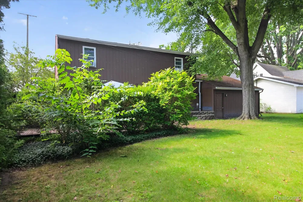 707 E Wisconsin Street Mt Pleasant City, MI 48858