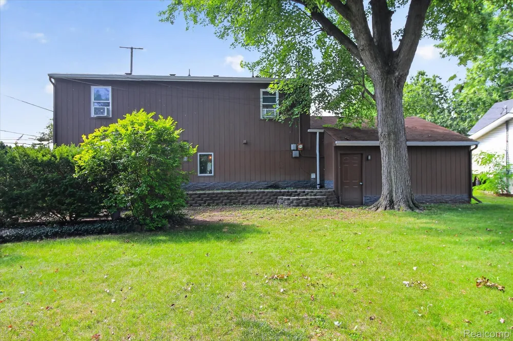707 E Wisconsin Street Mt Pleasant City, MI 48858