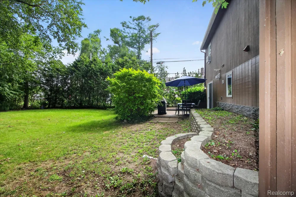 707 E Wisconsin Street Mt Pleasant City, MI 48858
