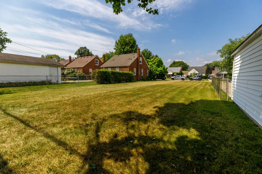 3413 Lincoln Street Dearborn City, MI 48124