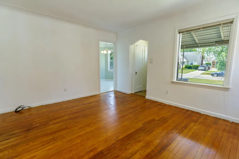 3413 Lincoln Street Dearborn City, MI 48124