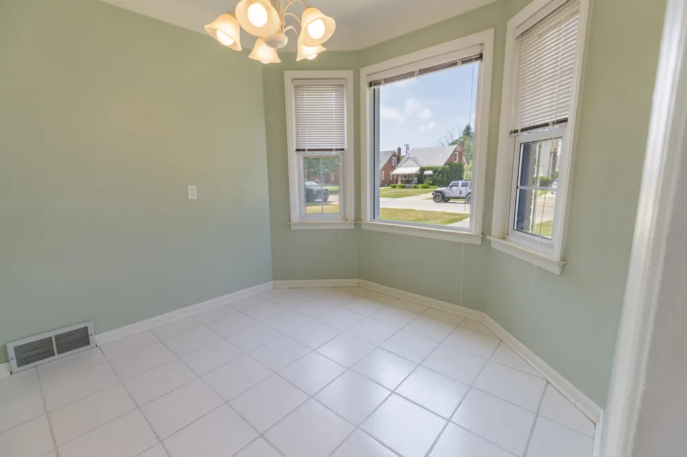 3413 Lincoln Street Dearborn City, MI 48124