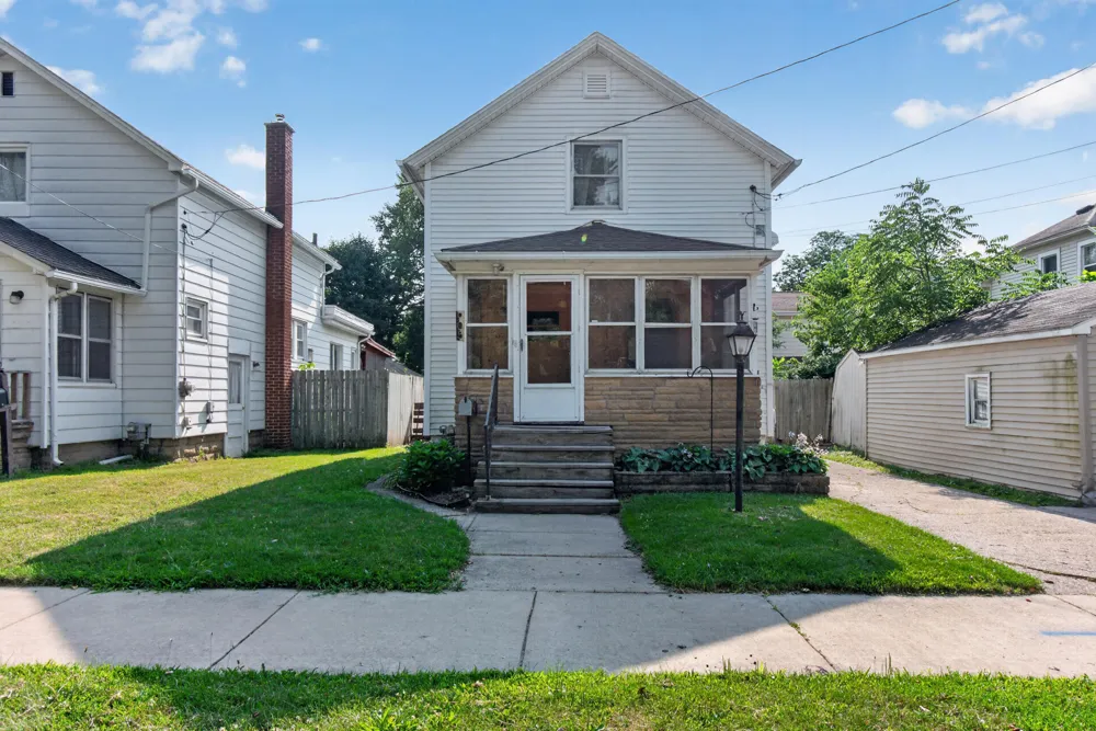 905 Elm Avenue Jackson City, MI 49202