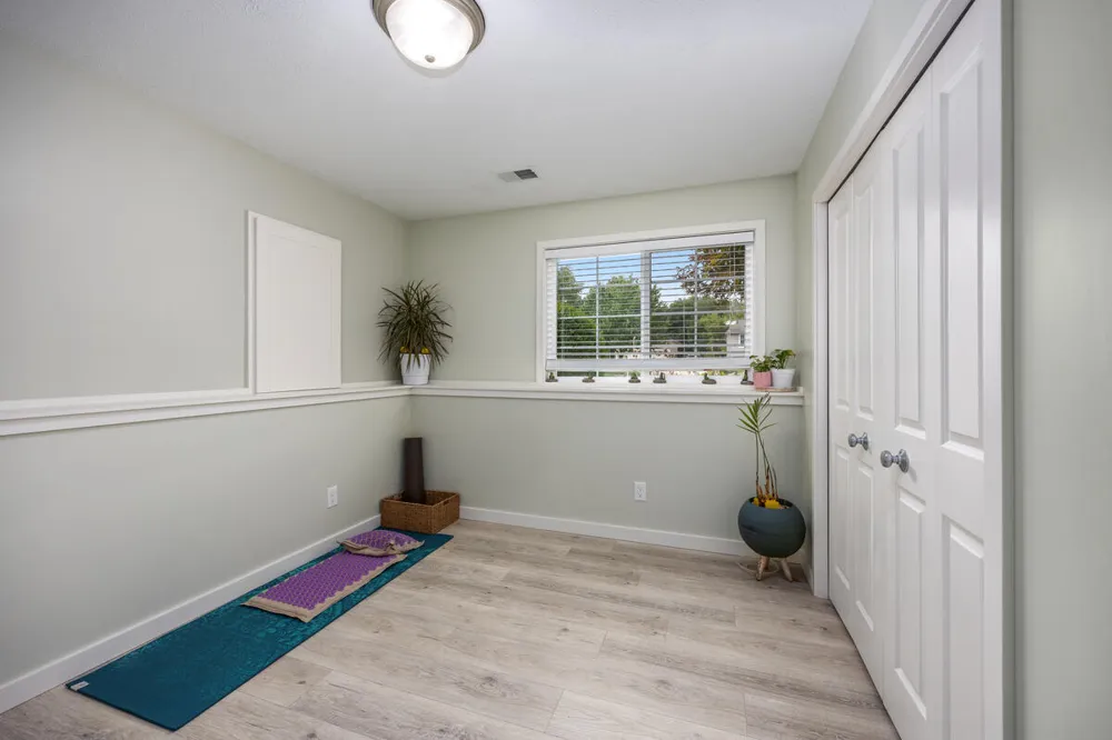 514 Clear Wood Drive SE Kentwood City, MI 49548