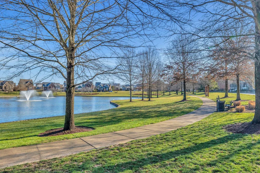 3477 Milford Dr Thompsons Station, TN 37179
