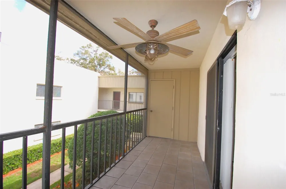 3300 FOX CHASE CIRCLE #216 Palm Harbor, FL 34683