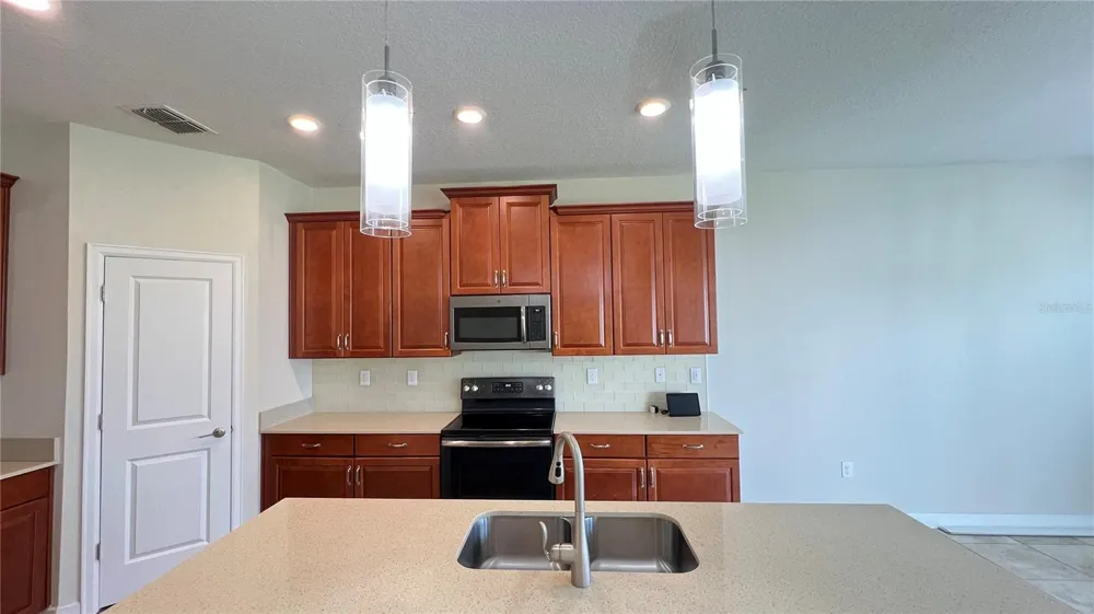 4606 RHYTHM ROAD Kissimmee, FL 34746