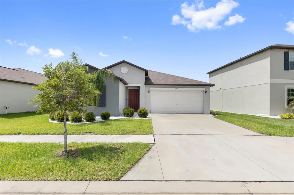31664 SUN KETTLE LOOP Wesley Chapel, FL 33545