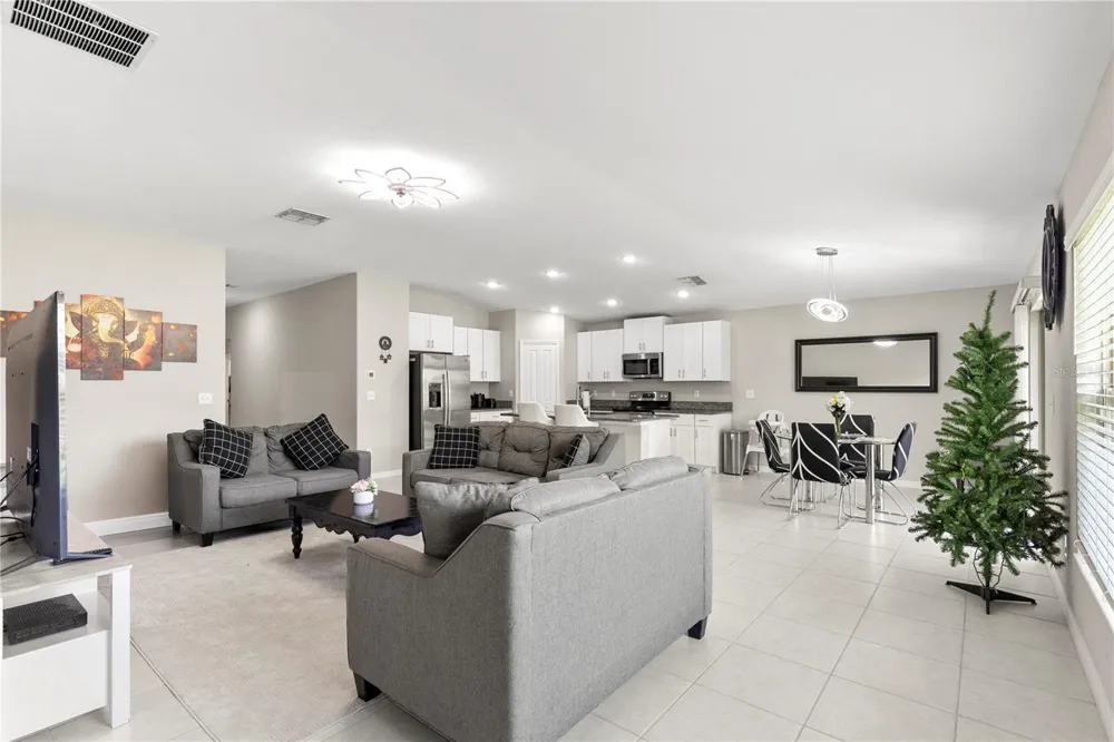 31664 SUN KETTLE LOOP Wesley Chapel, FL 33545