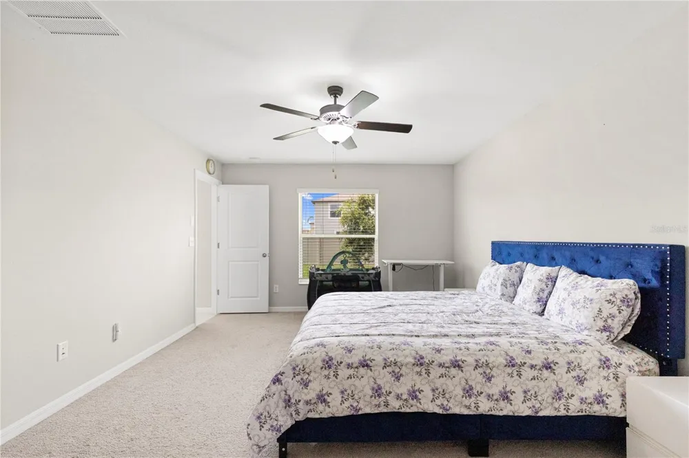 31664 SUN KETTLE LOOP Wesley Chapel, FL 33545