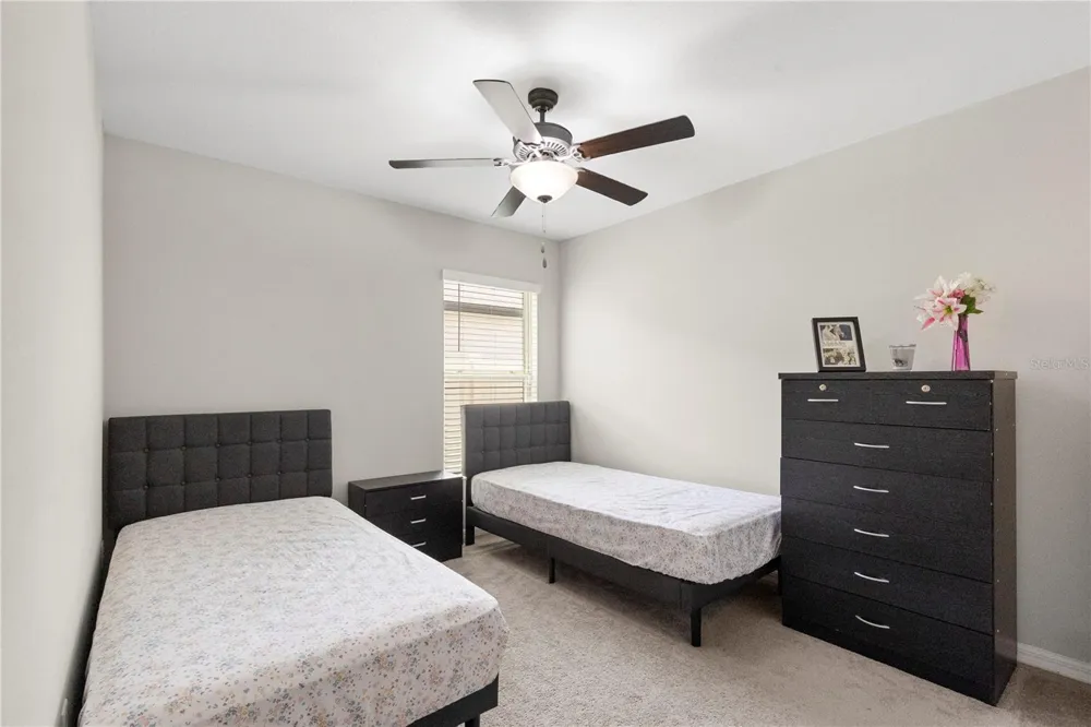 31664 SUN KETTLE LOOP Wesley Chapel, FL 33545